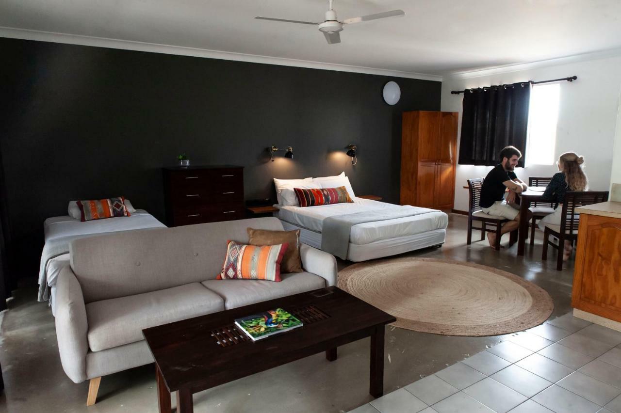 Motel Nomad Cairns Exteriör bild