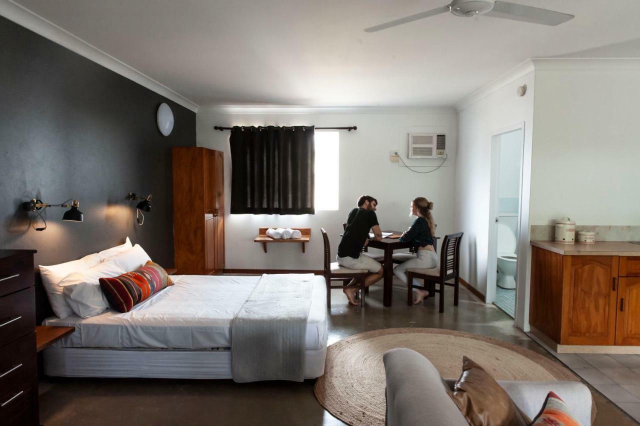 Motel Nomad Cairns Exteriör bild