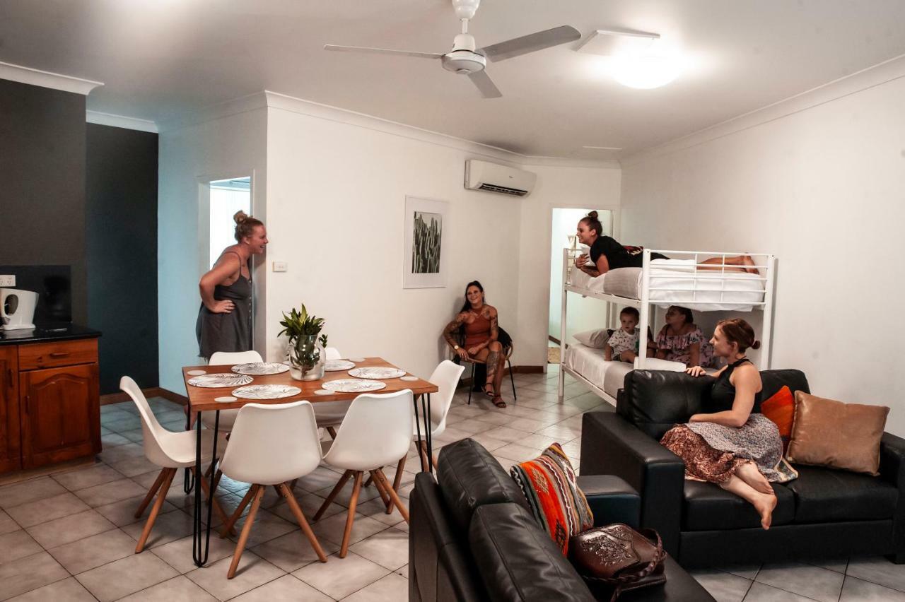 Motel Nomad Cairns Exteriör bild
